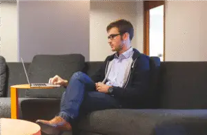 Lire la suite à propos de l’article Sauver la planète depuis son canapé
